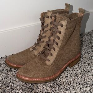 Sofft Landee Knit Boots Women’s Size 8 Tan Laces